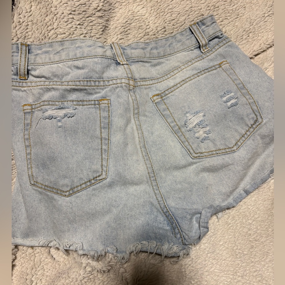 SHEIN Light and Dark Blue Jean Shorts - Picture 3 of 4
